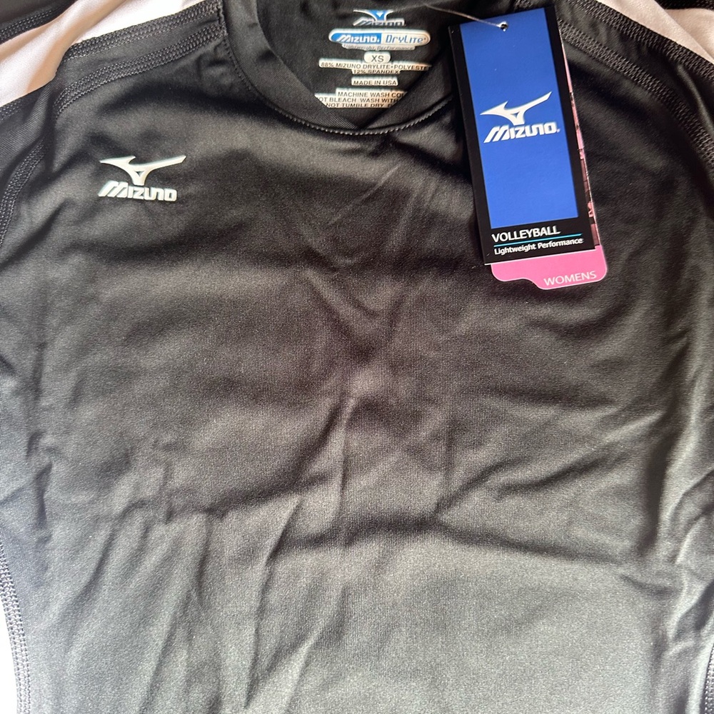 Mizuno Women's Black Performance Volleyball Top
